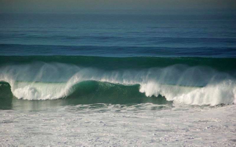Del Mar surf overhead waves spray