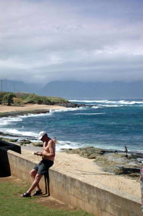 Hawaii Maui waves chop beach shore reading