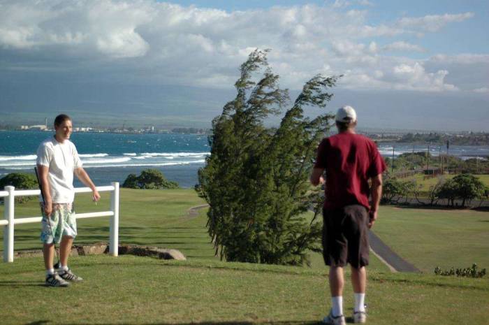 Hawaii Maui golfing golf view shore wind