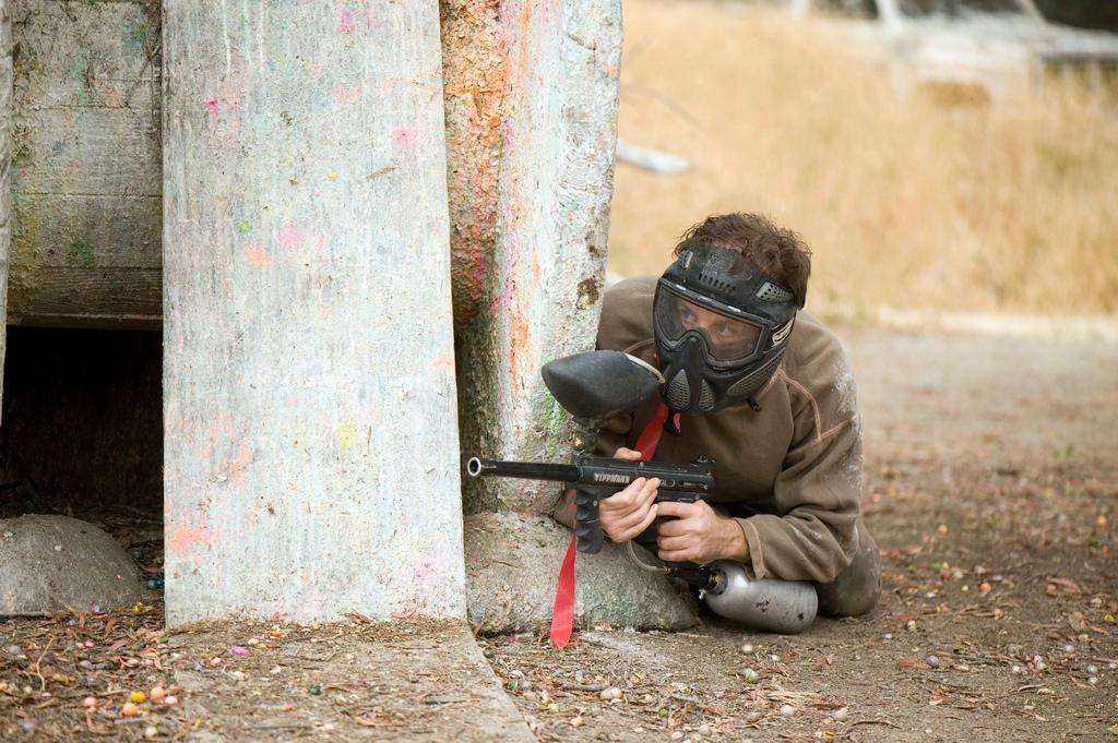 Paintball Camp Pendleton shooting from cover