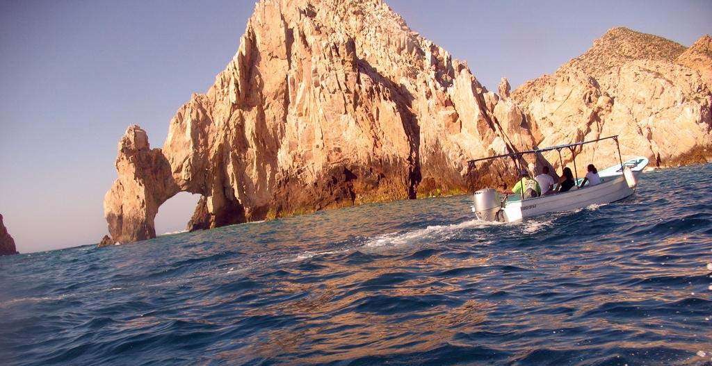 Mexico Cabo scuba boat arch rock