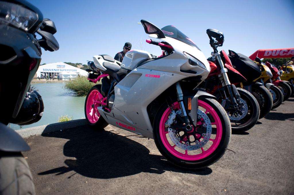 2011 MotoGP Grand Prix Laguna Seca pink Ducati Island 1098