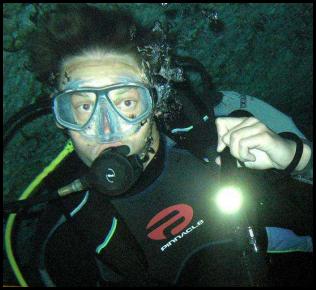 Cenote dive Cancun Mexico darkness