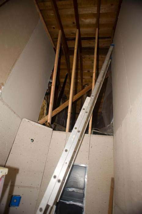 Ladder backer board drywall vaulting