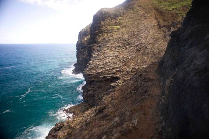 Kauai Hawaii Na Pali Coast Kalalau Trail cliffs water