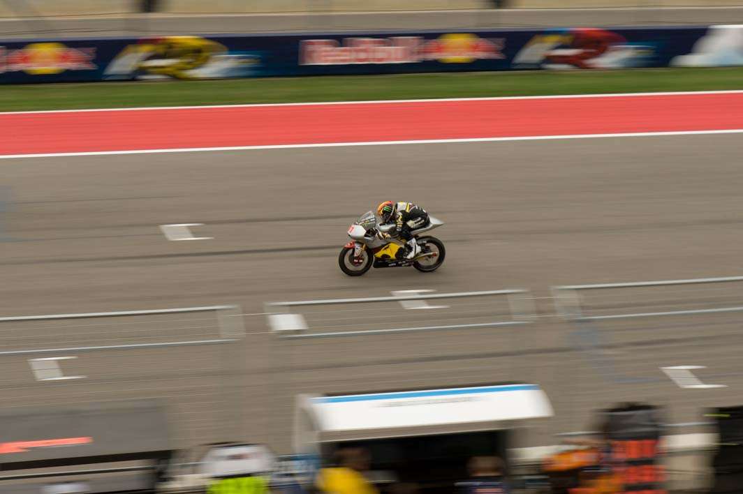 2014 MotoGP Austin Texas Moto2 Kallio front straight panned shot