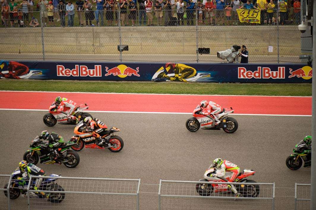 2014 MotoGP Austin Texas race start Yamaha Kawasaki Ducati