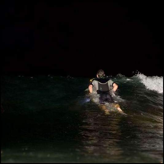 thumbnail Night surf nightsurf paddle out wave