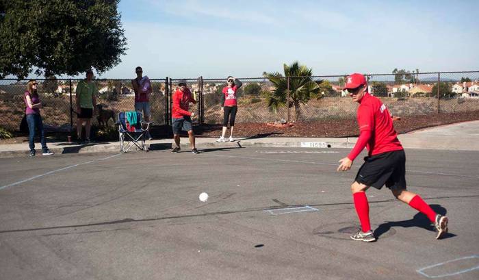 Wiffle ball cul de sac hit pitcher