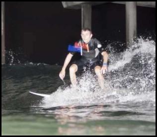 Night surf Scripps Pier San Diego flash