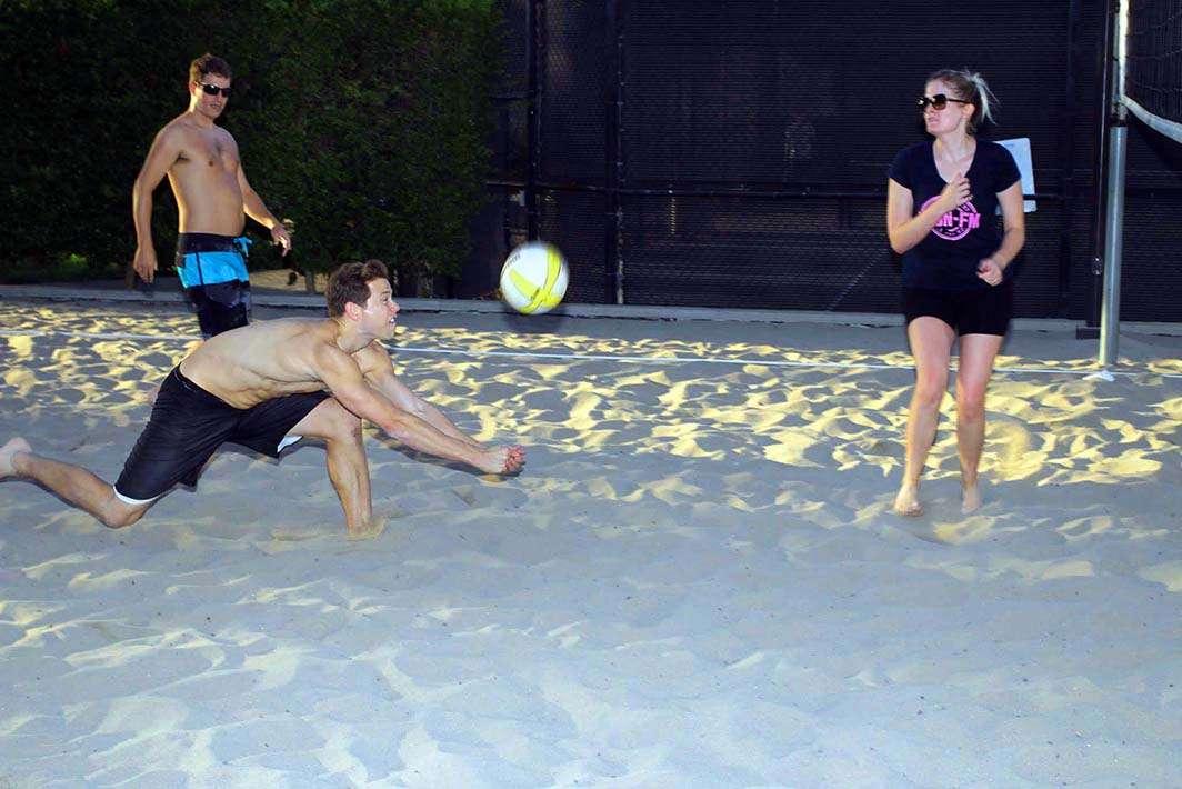 Beach volleyball save