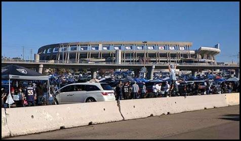 Raiders Chargers game Qualcomm stadium