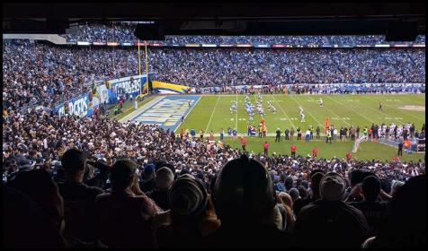 Raiders Chargers game Qualcomm Stadium