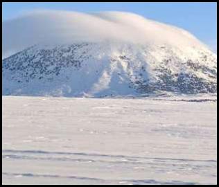 Idaho fields snow winter hill cloud butte