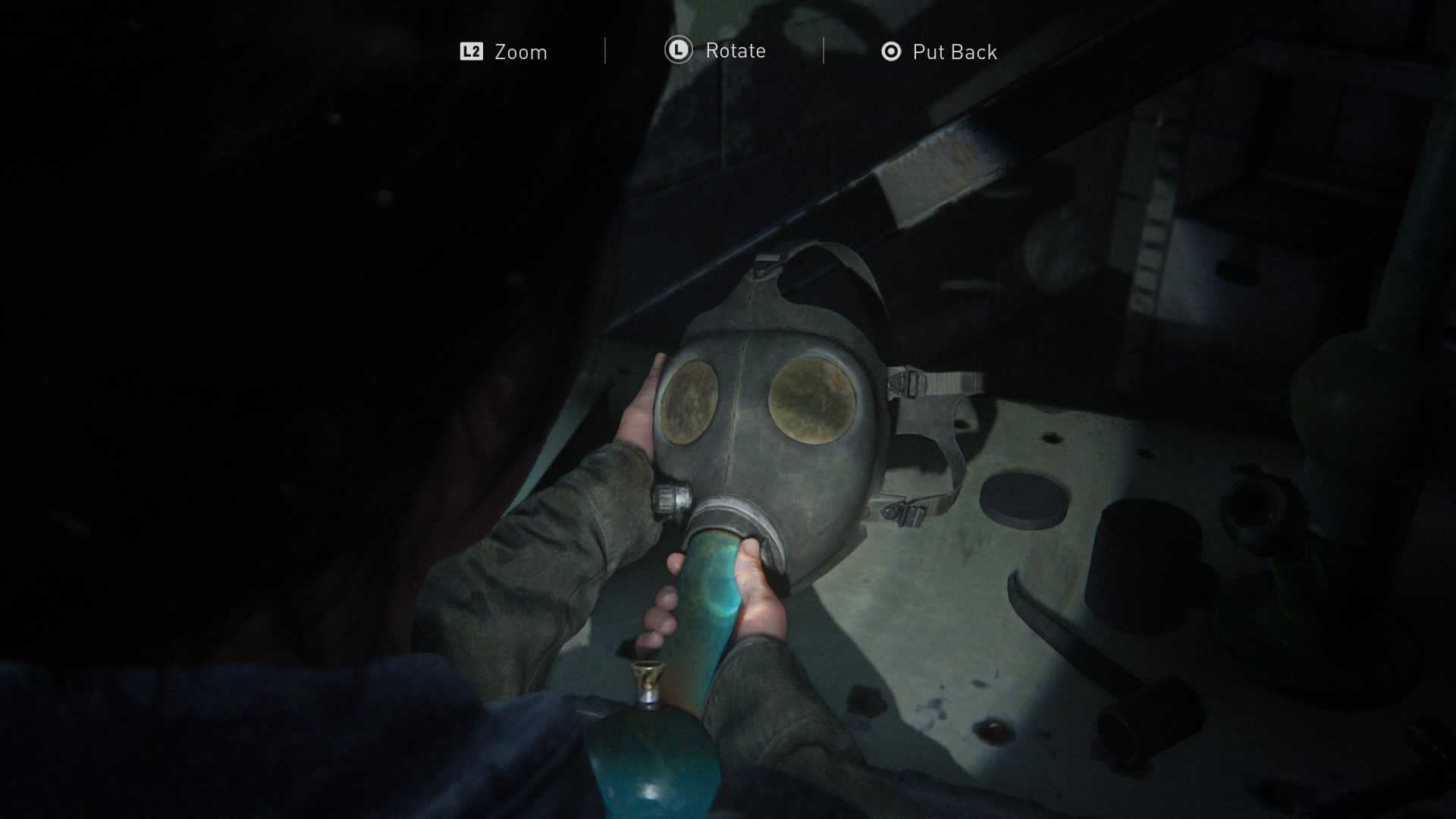 The Last of Us 2 gas mask pipe