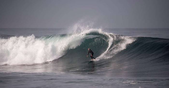 Surfing San Diego wave 03 January 2021 swell left