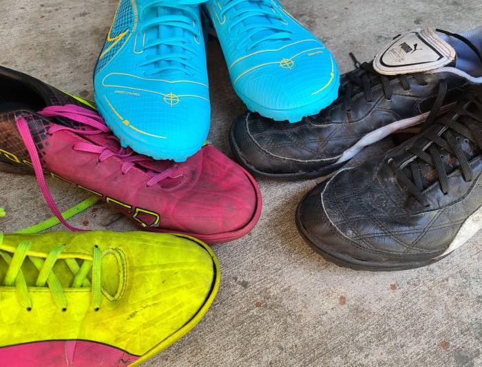 Soccer turf boots cleats shoes comparison delamination Nike Puma