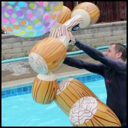 thumbnail Pool volleyball backyard bbq