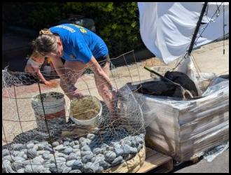 Rock landscaping scooping palettes