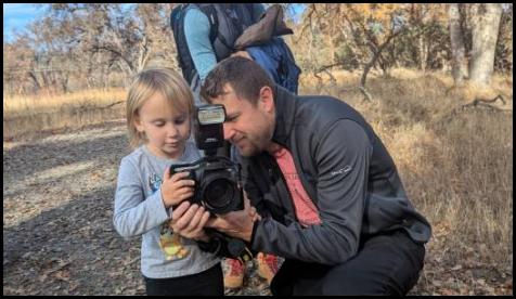 DSLR lesson for a young photographer