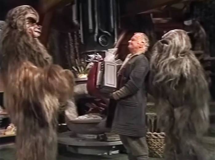 Star Wars Holiday Special present wookie